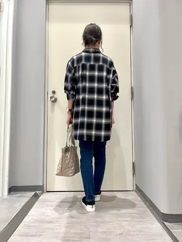 ANY 金井 コーディネート画像