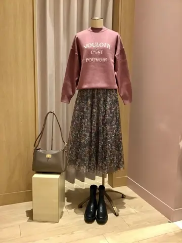 ANY 浅岡 コーディネート画像