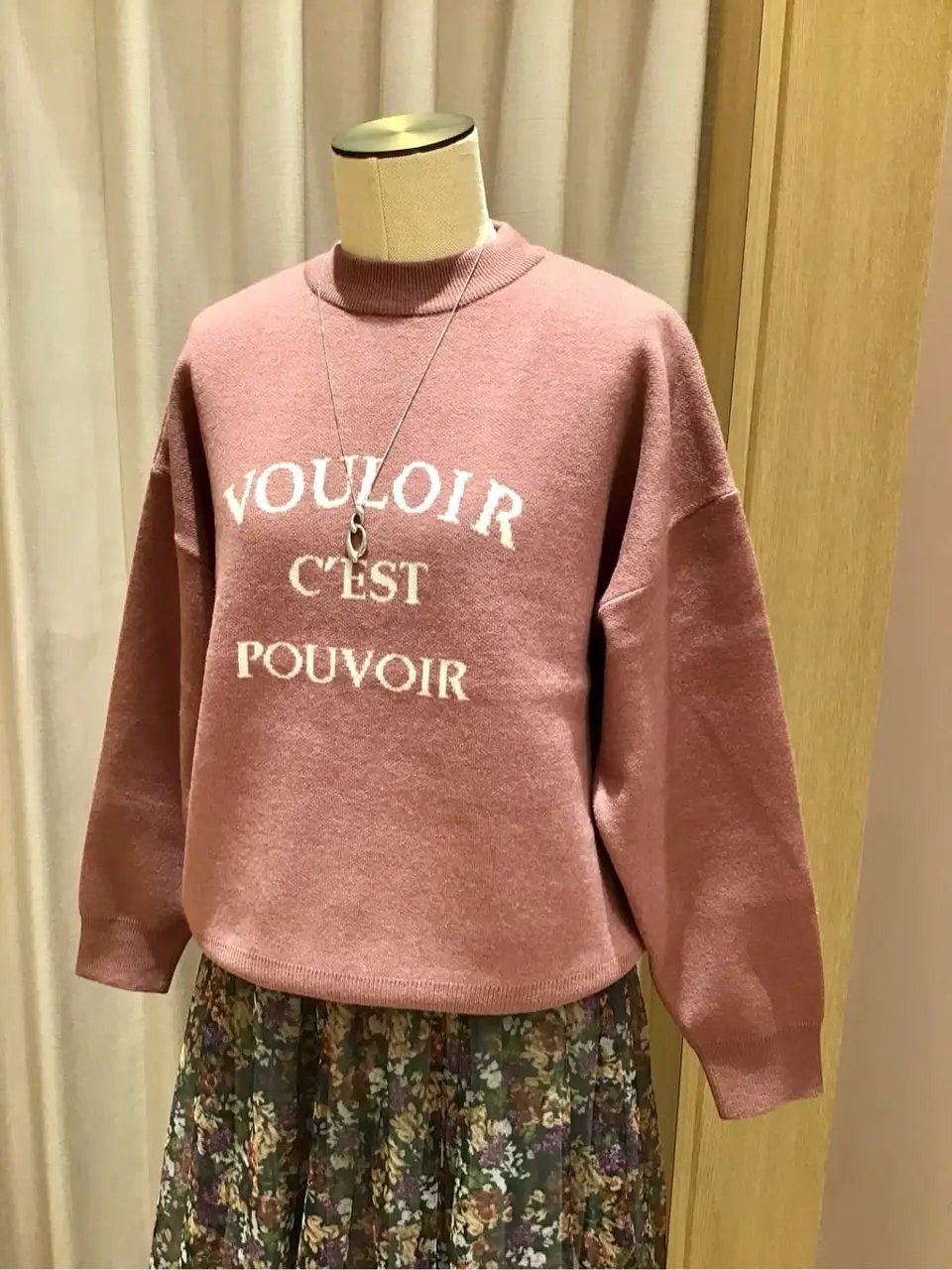 ANY 浅岡 コーディネート画像