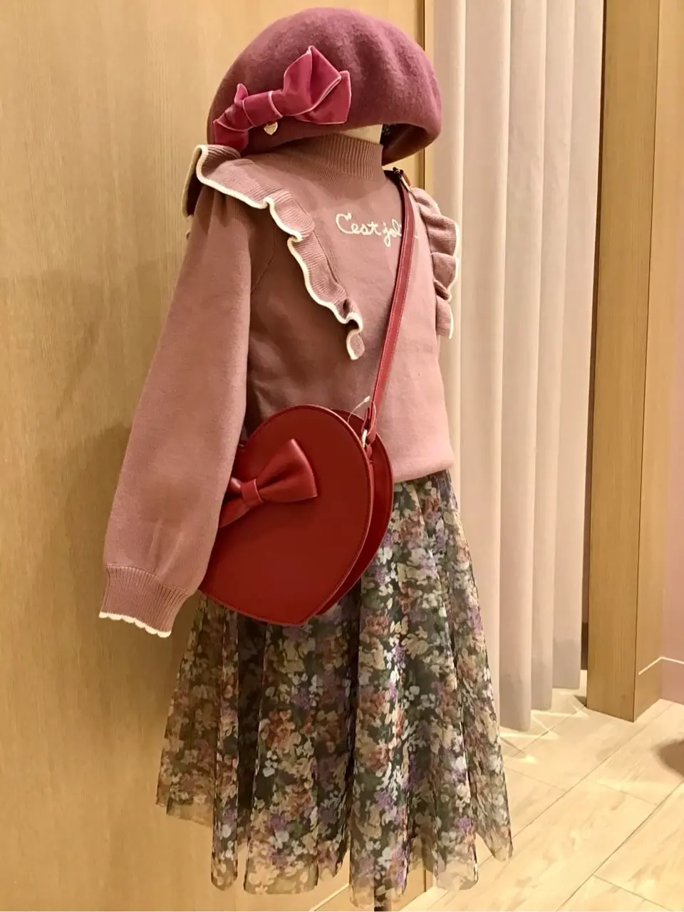 ANY 浅岡 コーディネート画像