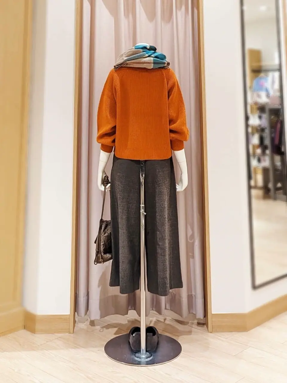 ANY 岩田 コーディネート画像