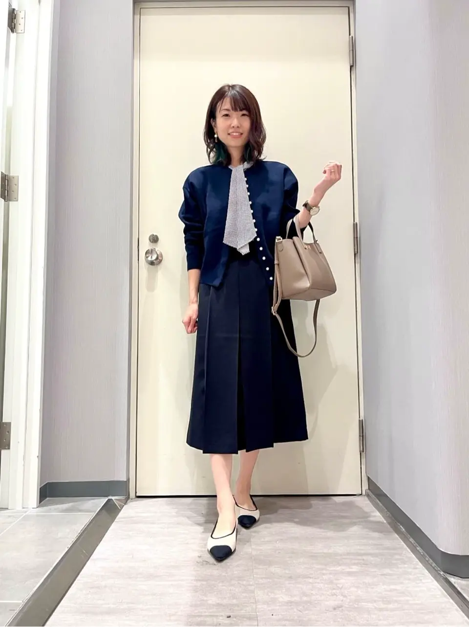 ANY 金井 コーディネート画像