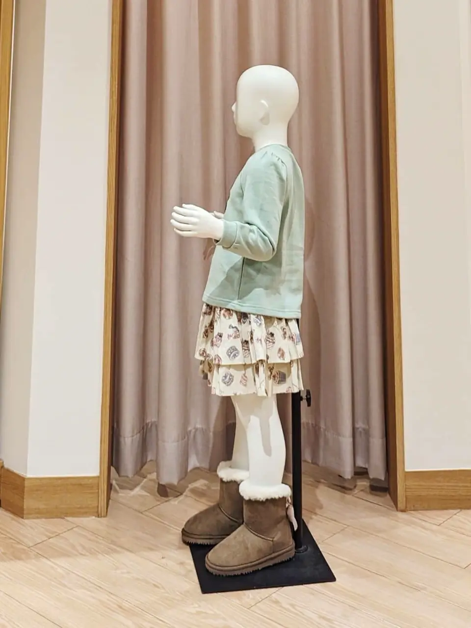 ANY 奥原 コーディネート画像