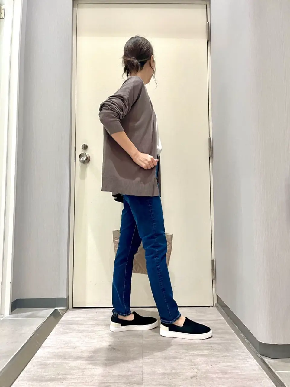 ANY 金井 コーディネート画像