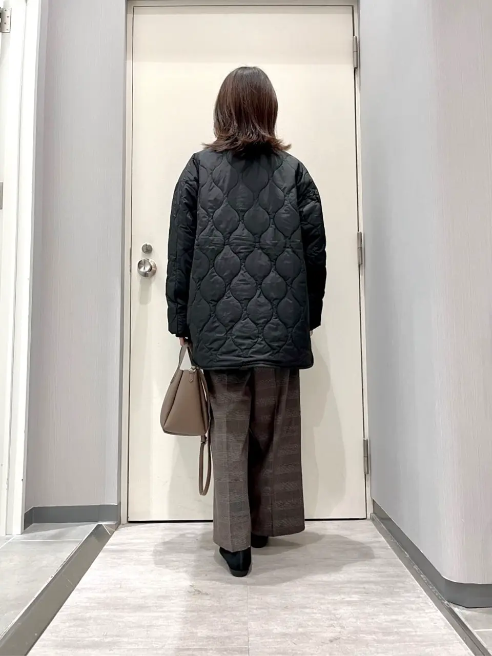 ANY 金井 コーディネート画像