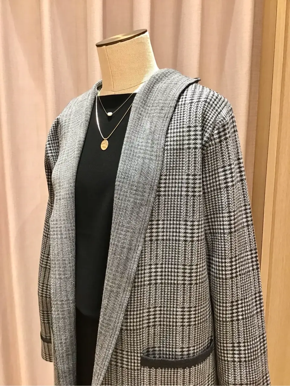 ANY 浅岡 コーディネート画像