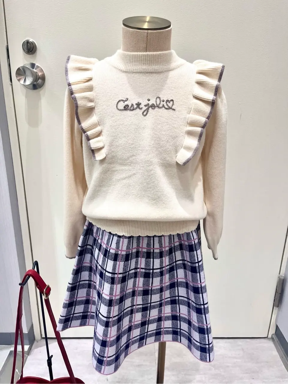 ANY 金井 コーディネート画像