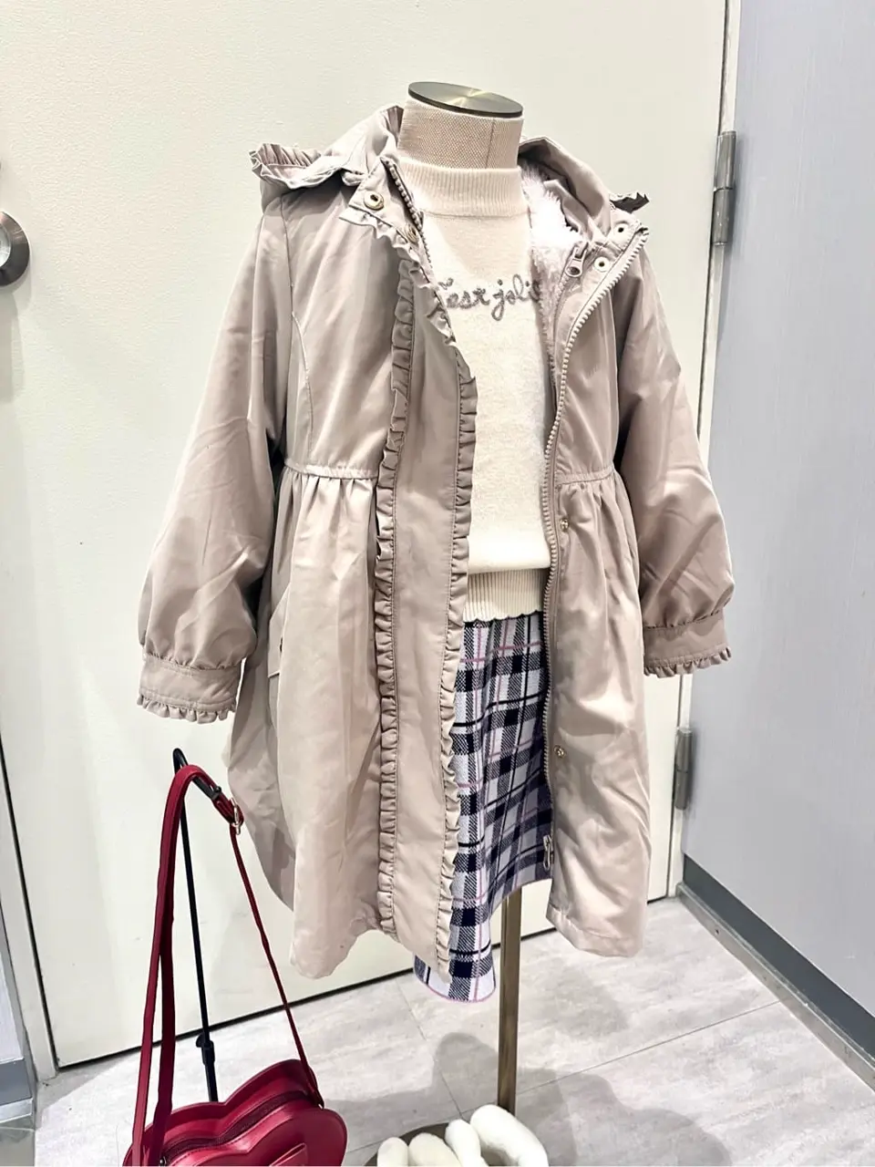 ANY 金井 コーディネート画像