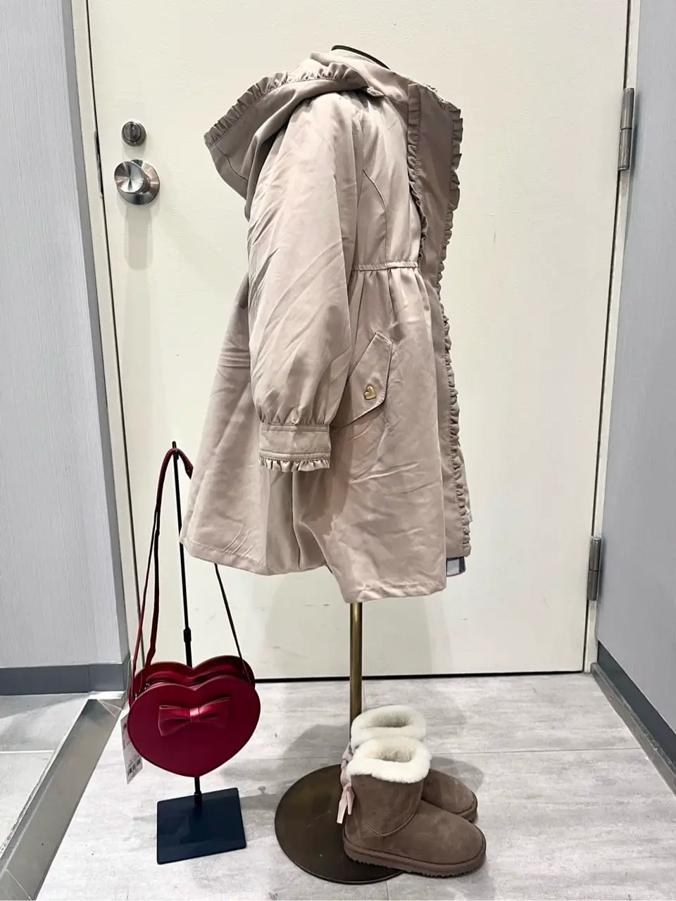 ANY 金井 コーディネート画像