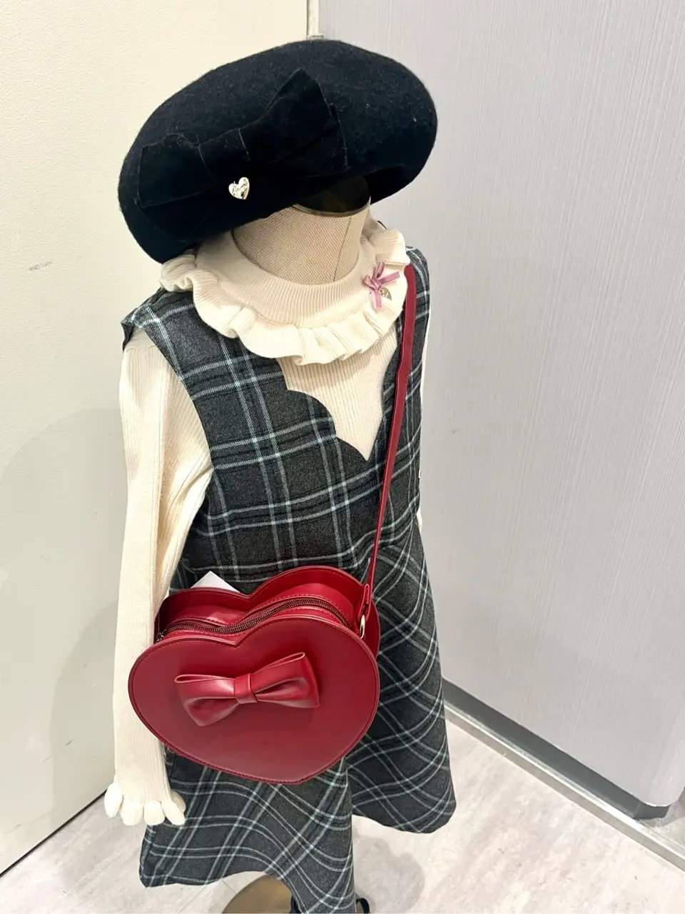 ANY 金井 コーディネート画像