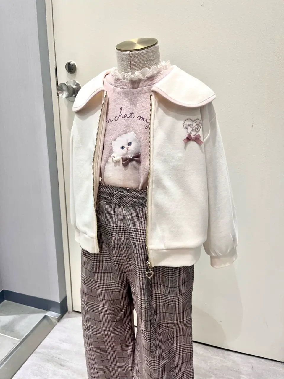 ANY 金井 コーディネート画像