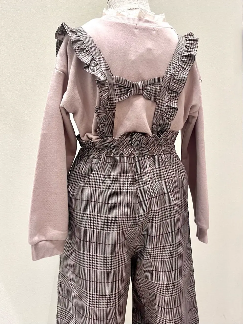 ANY 金井 コーディネート画像