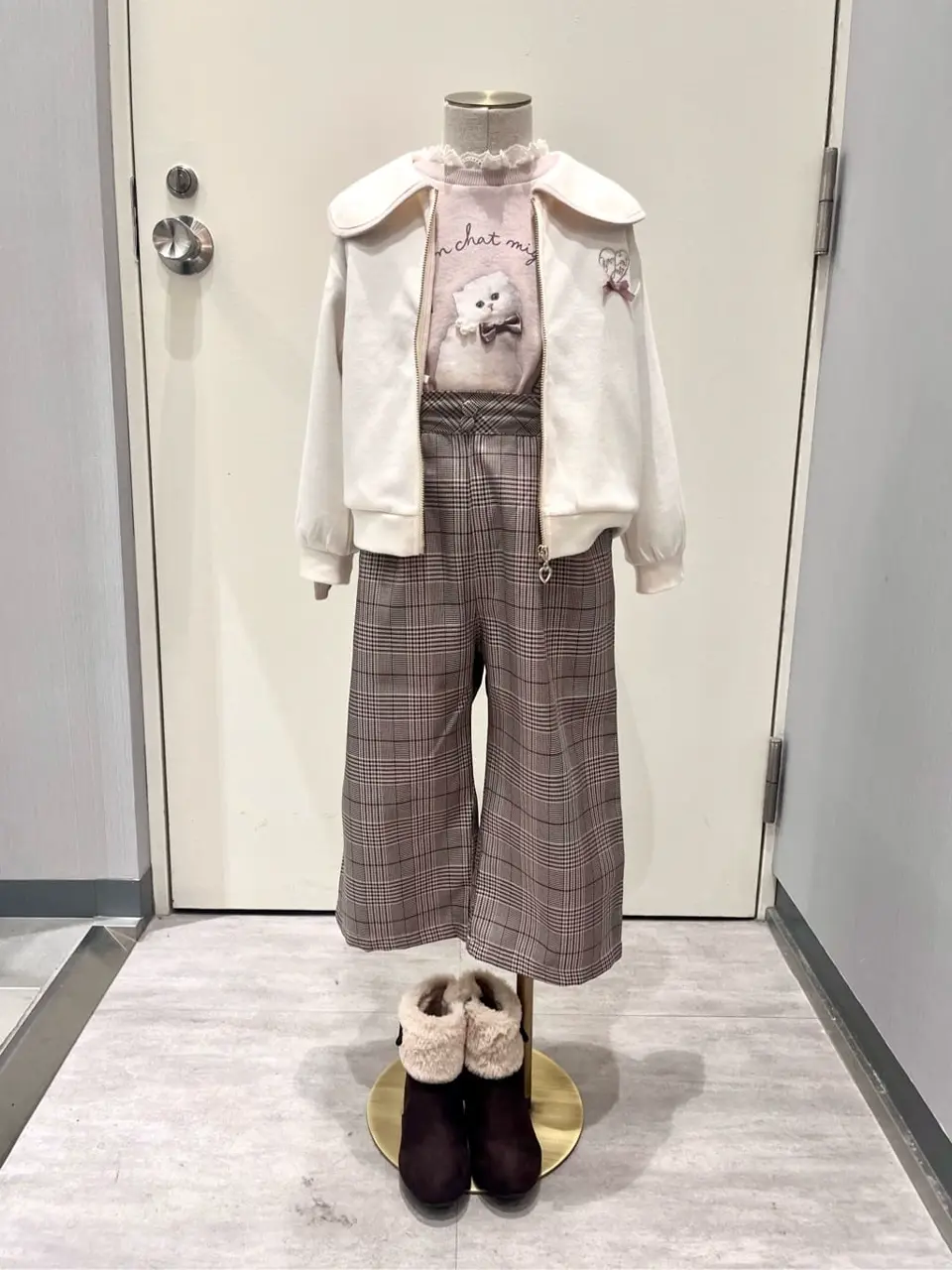 ANY 金井 コーディネート画像