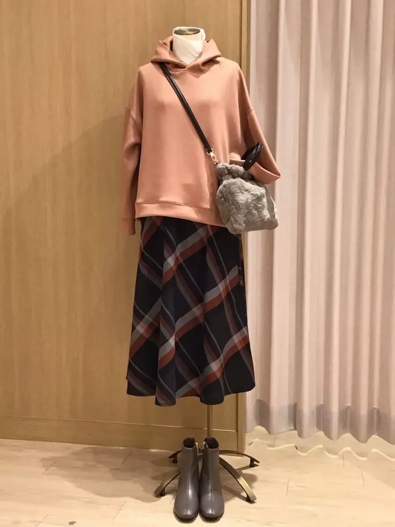  本吉 コーディネート画像