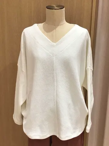 ANY 本吉 コーディネート画像