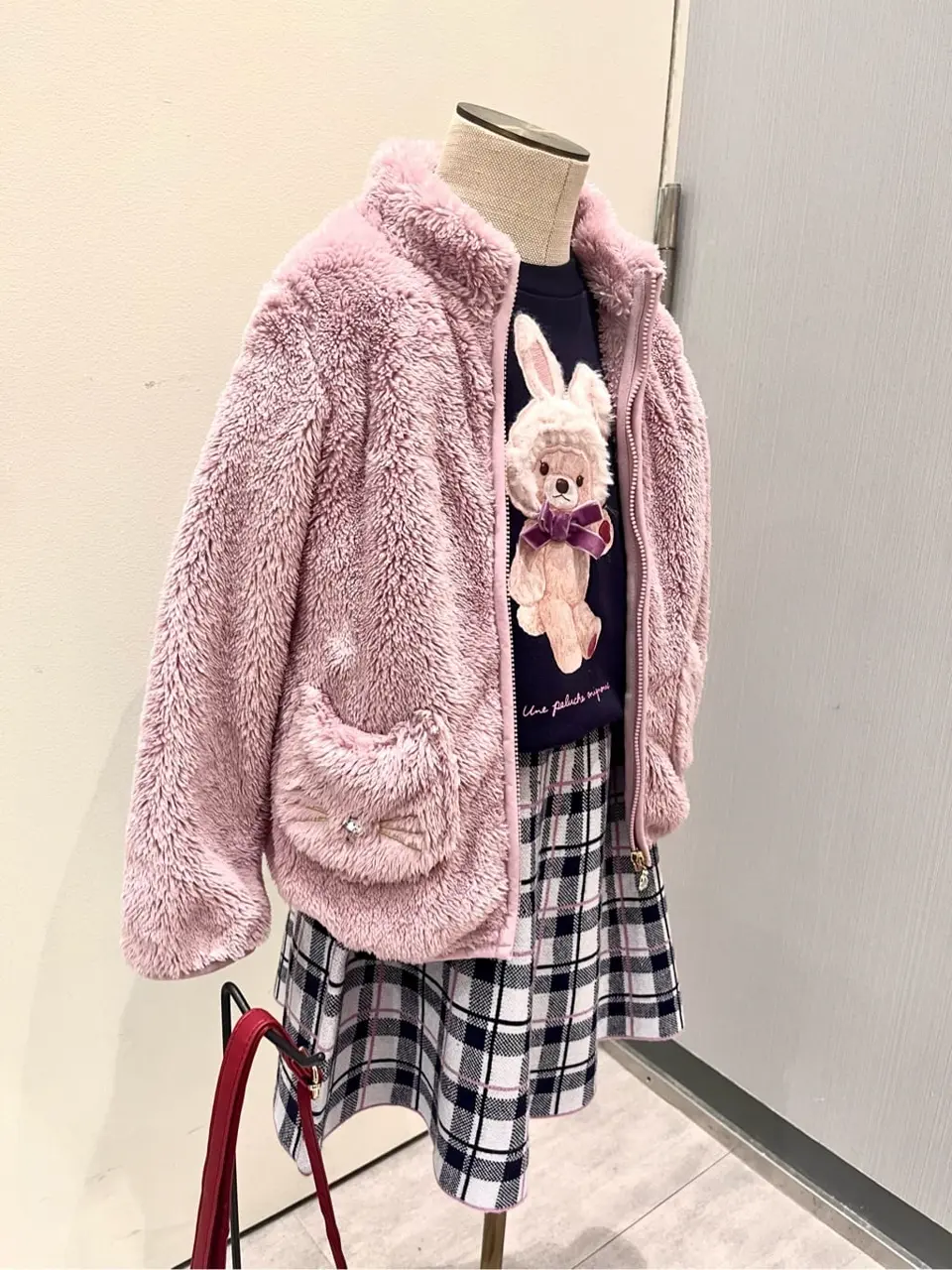 ANY 金井 コーディネート画像