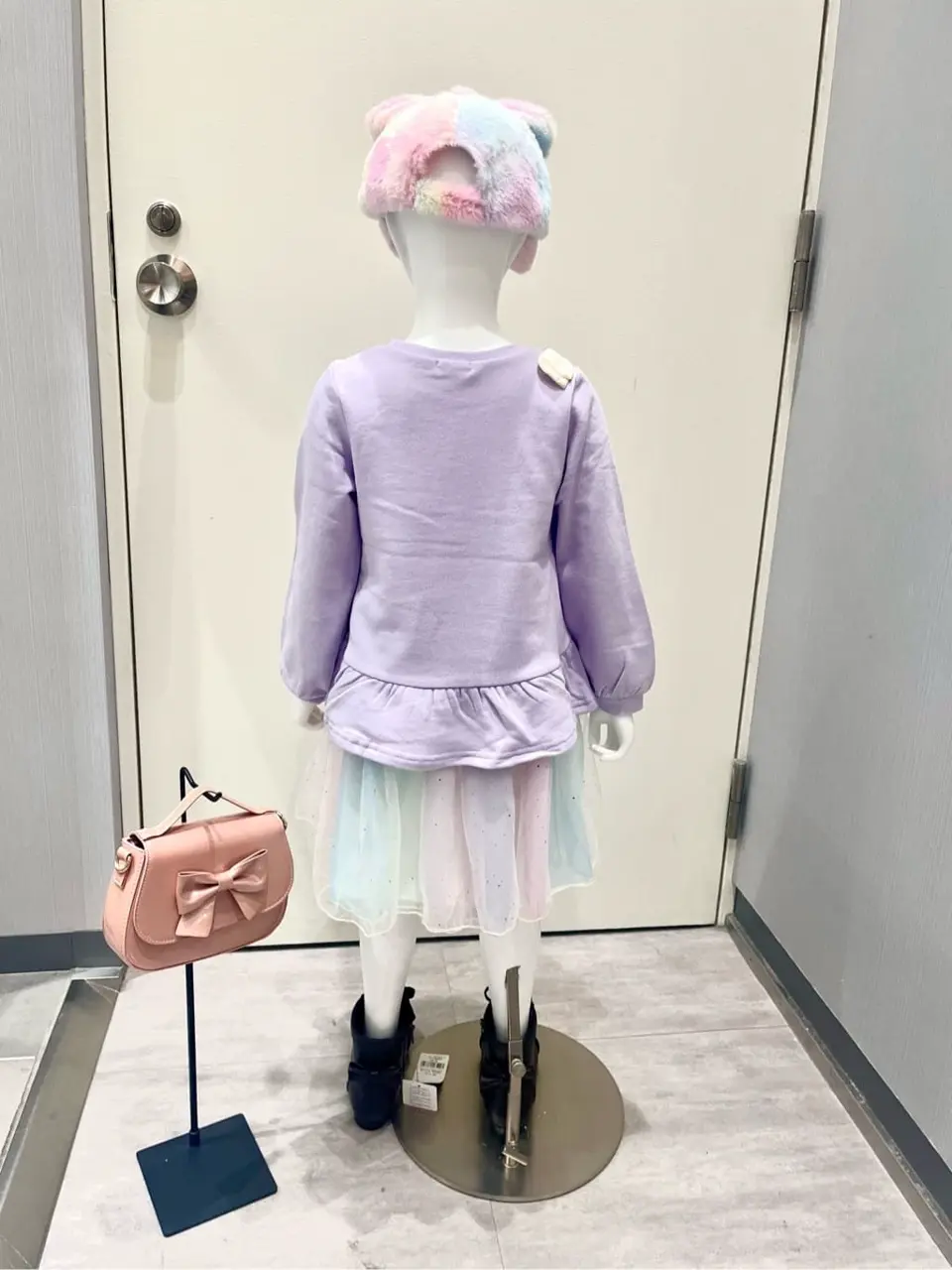 ANY 金井 コーディネート画像