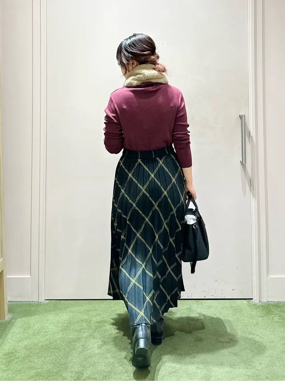 ANY フジコ コーディネート画像