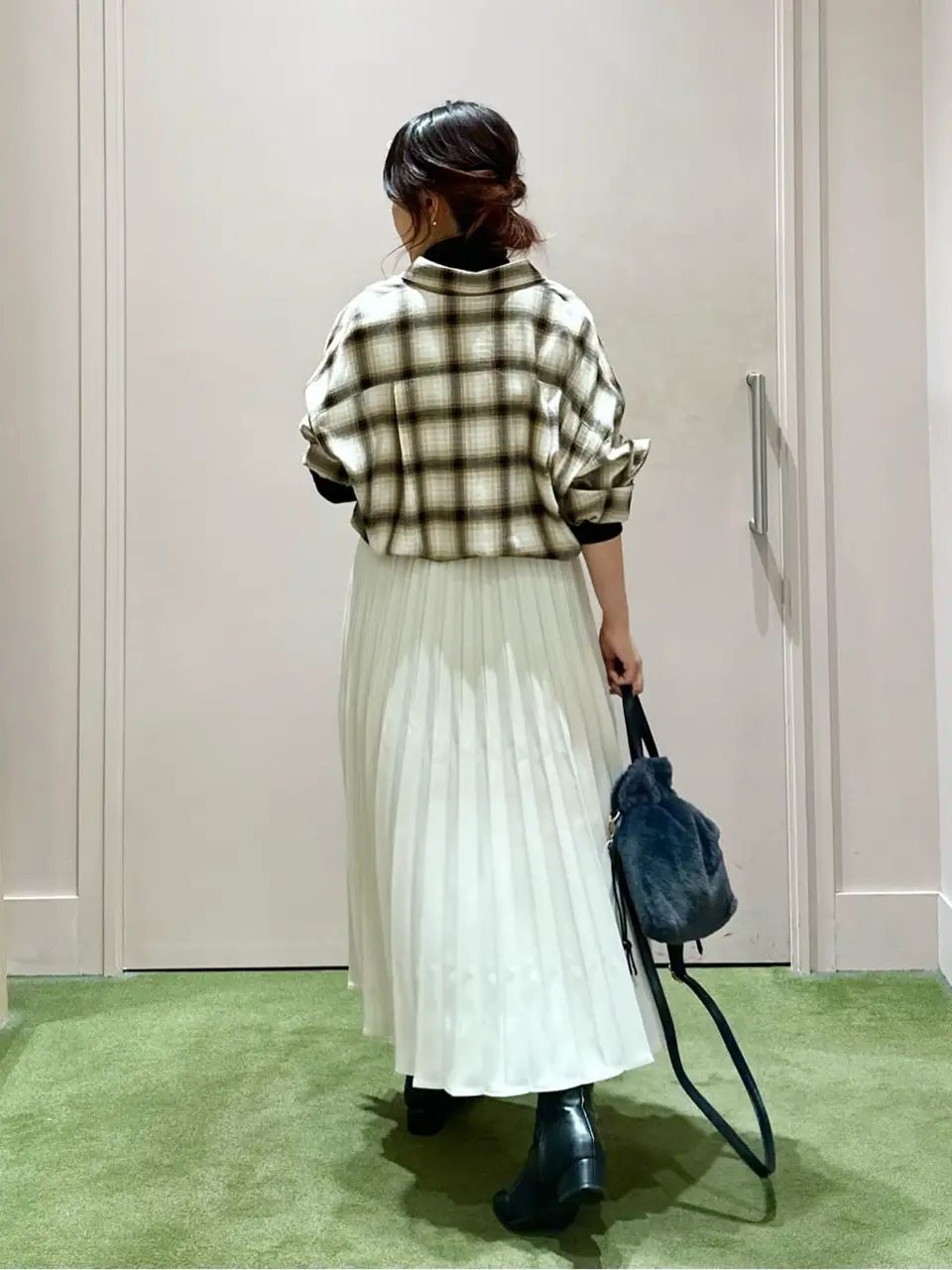 ANY フジコ コーディネート画像