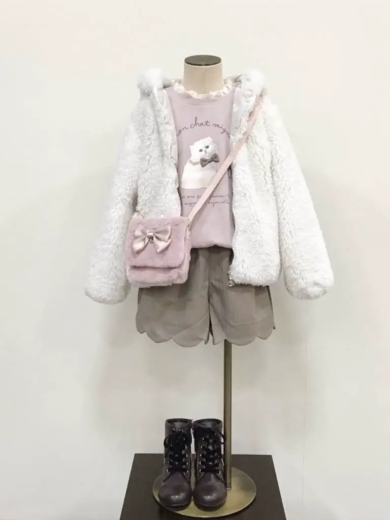 ANY 佐々木 コーディネート画像