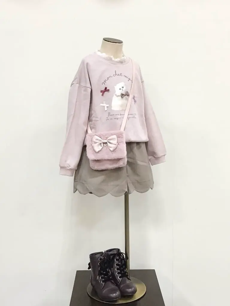 ANY 佐々木 コーディネート画像