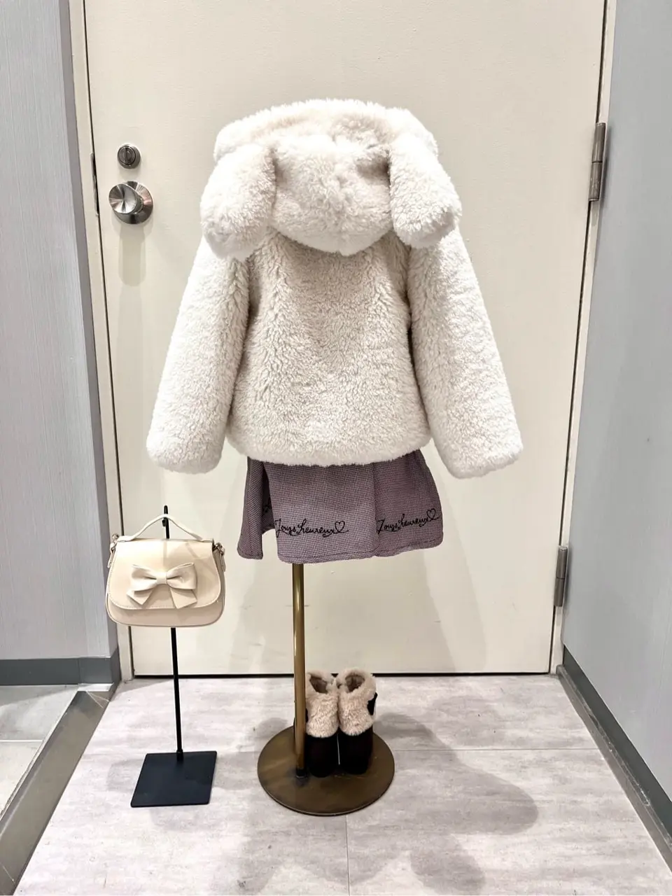 ANY 金井 コーディネート画像