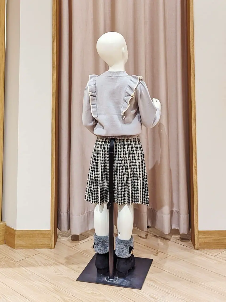 ANY 奥原 コーディネート画像