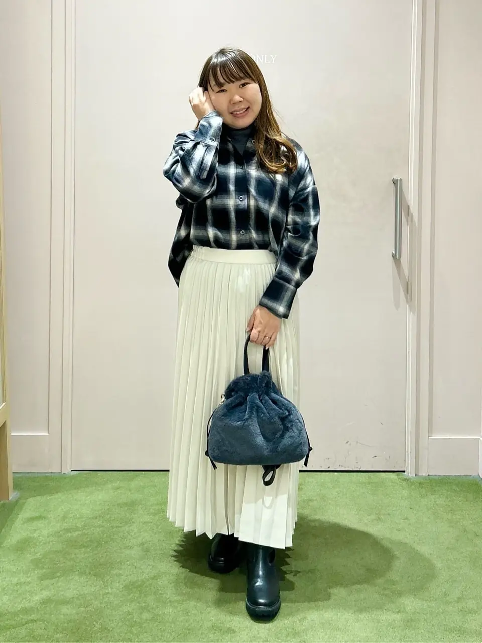 ANY O コーディネート画像