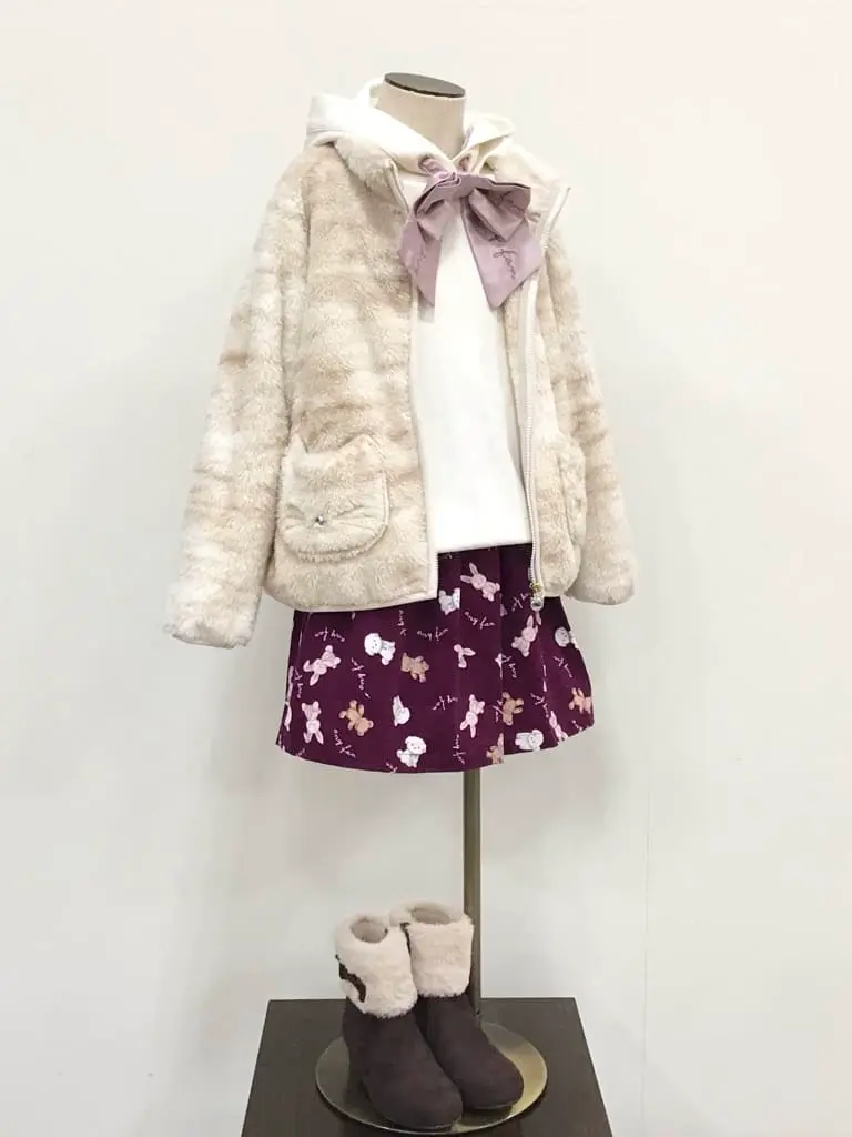 ANY 佐々木 コーディネート画像