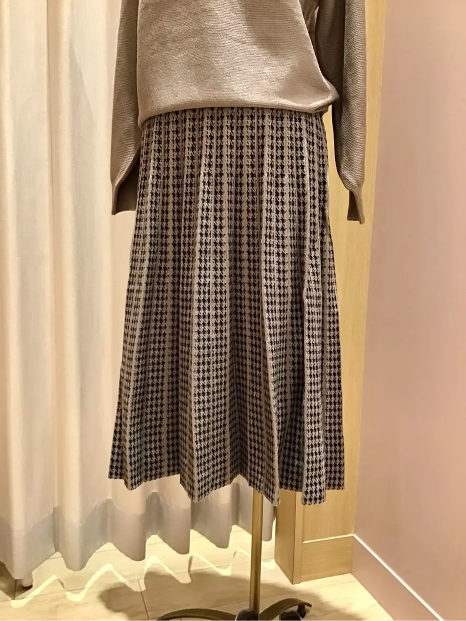 ANY 浅岡 コーディネート画像