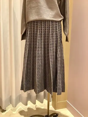 ANY 浅岡 コーディネート画像