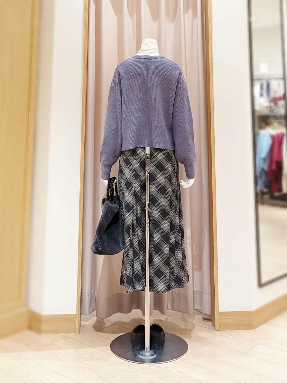 ANY 岩田 コーディネート画像