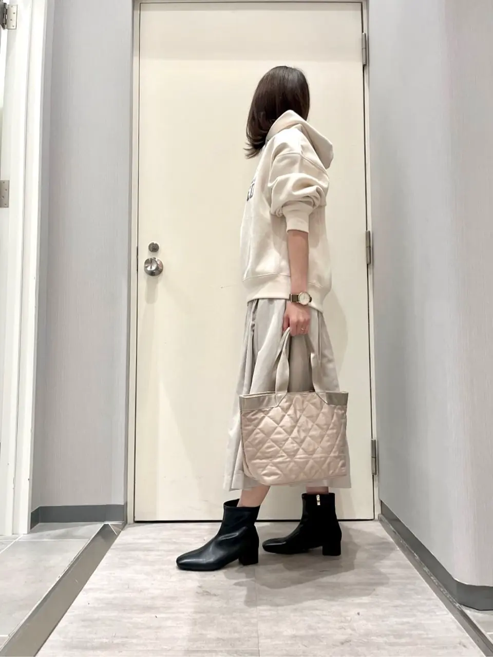 ANY 金井 コーディネート画像