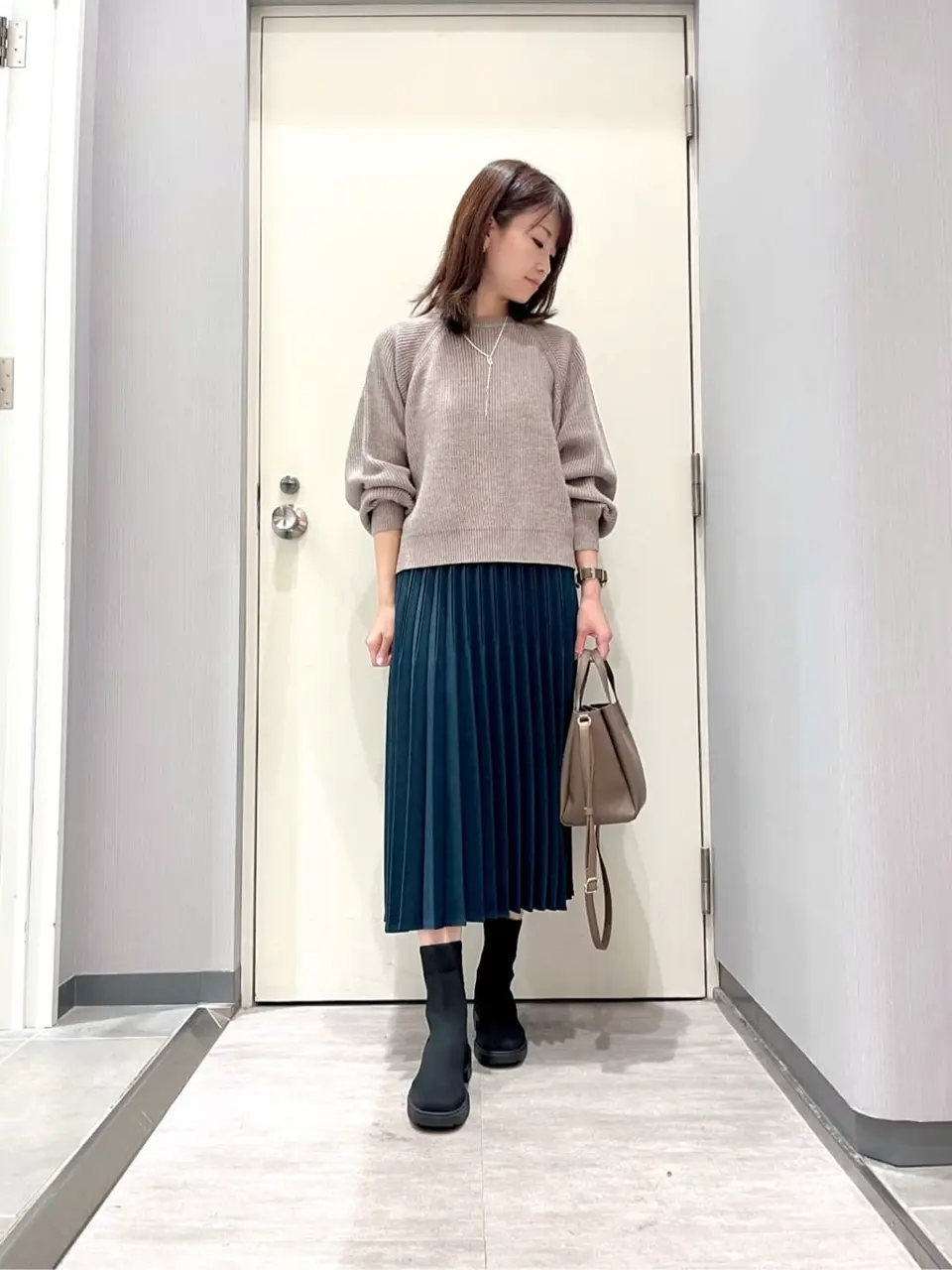 ANY 金井 コーディネート画像