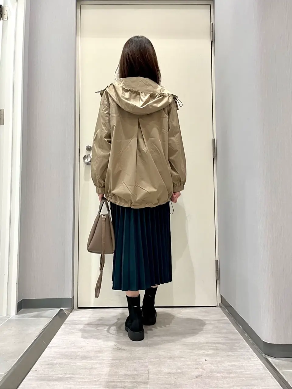 ANY 金井 コーディネート画像