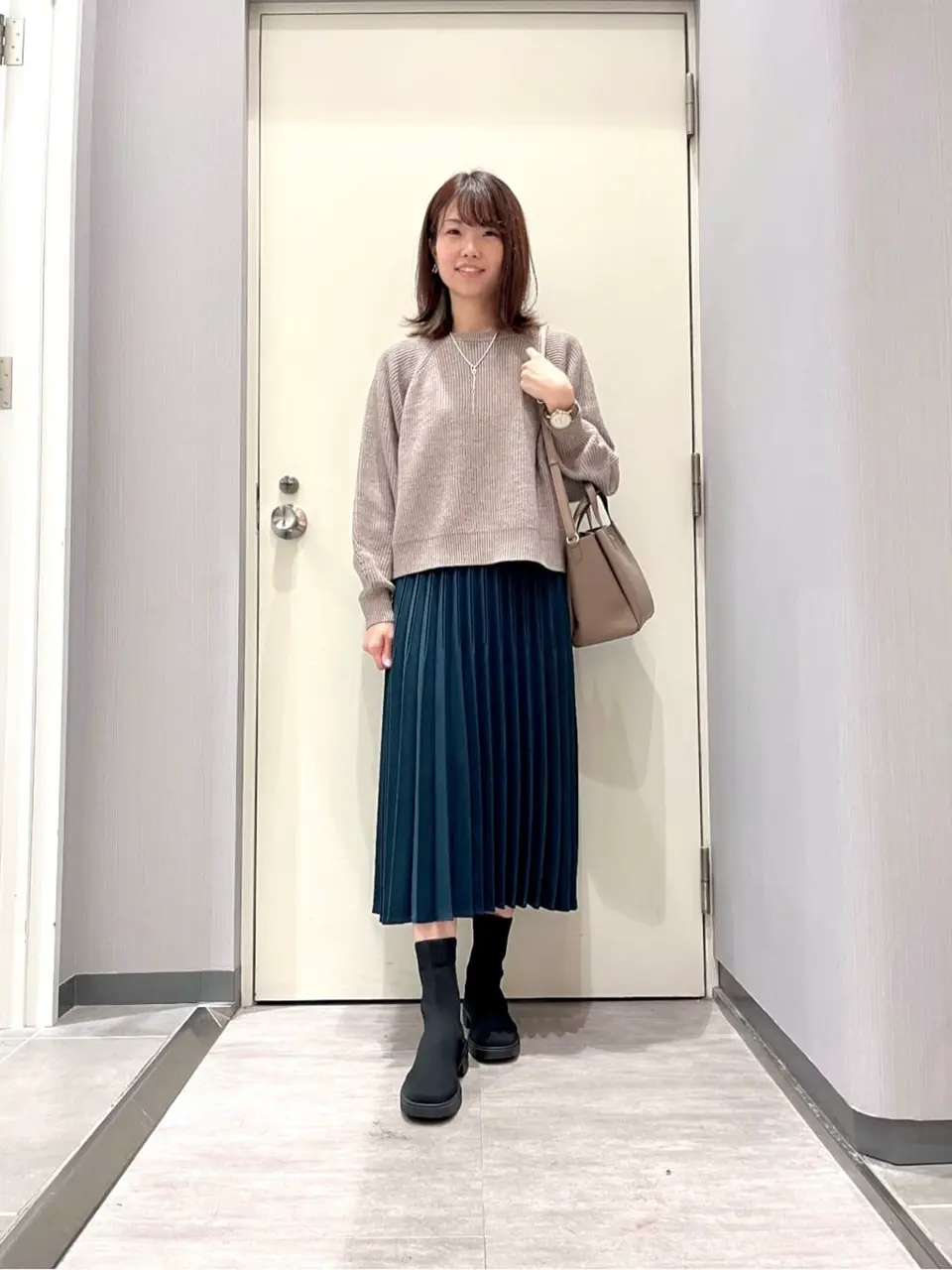 ANY 金井 コーディネート画像