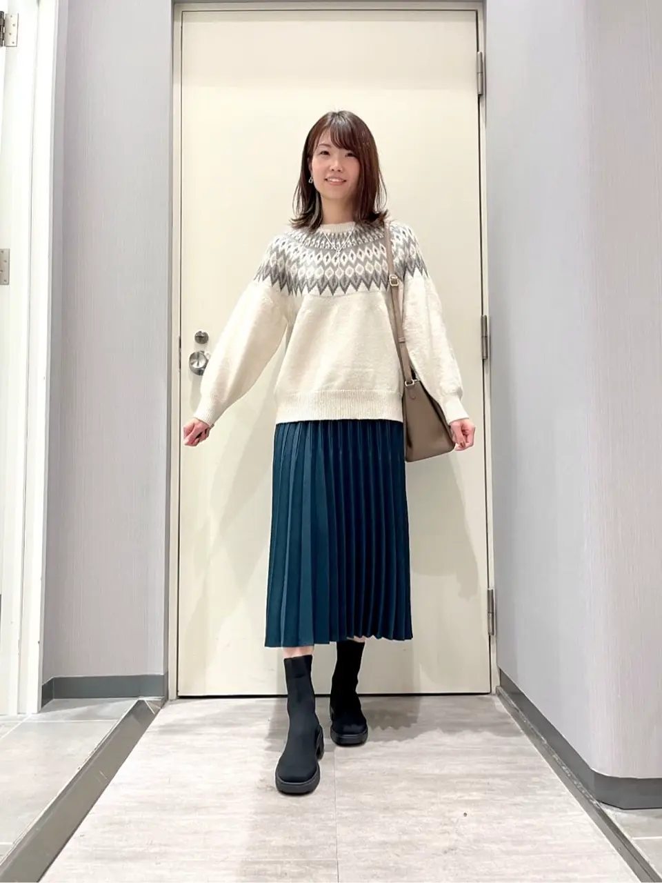 ANY 金井 コーディネート画像