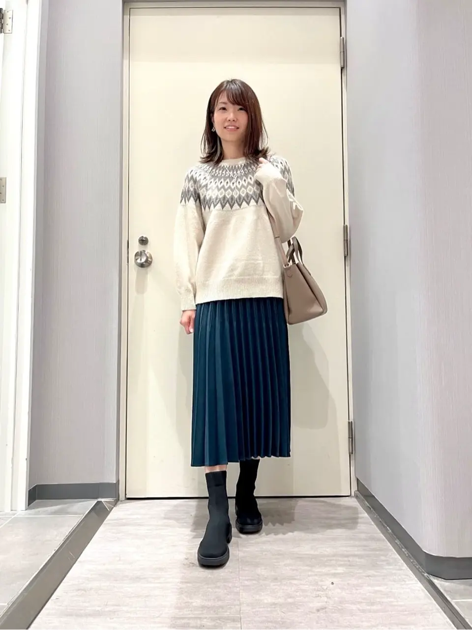 ANY 金井 コーディネート画像