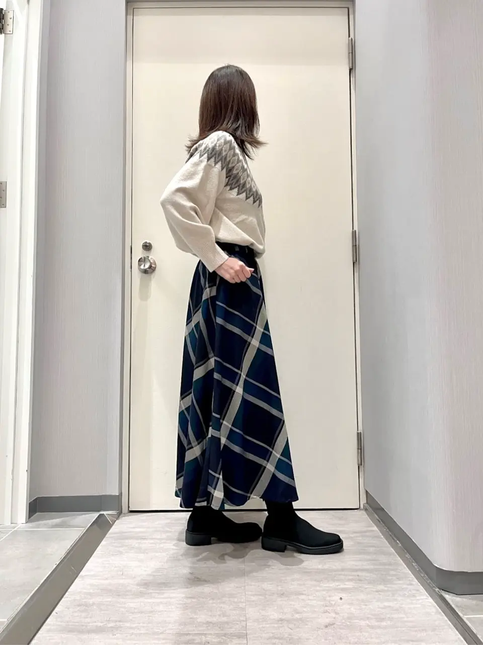 ANY 金井 コーディネート画像