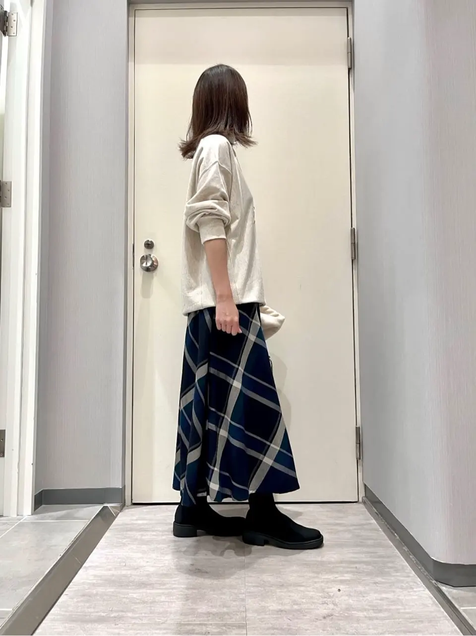 ANY 金井 コーディネート画像