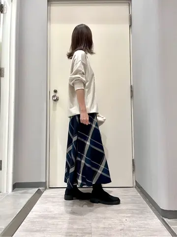 ANY 金井 コーディネート画像