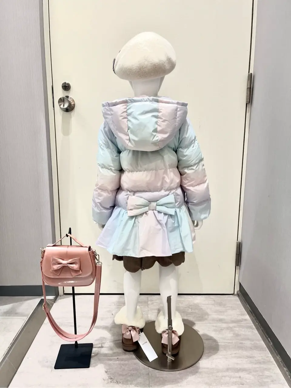 ANY 金井 コーディネート画像