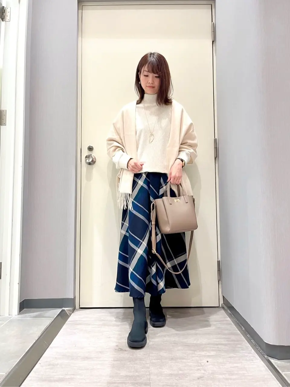 ANY 金井 コーディネート画像