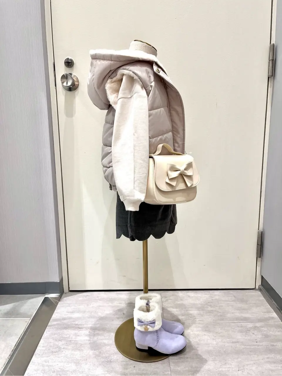 ANY 金井 コーディネート画像