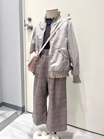 ANY 金井 コーディネート画像