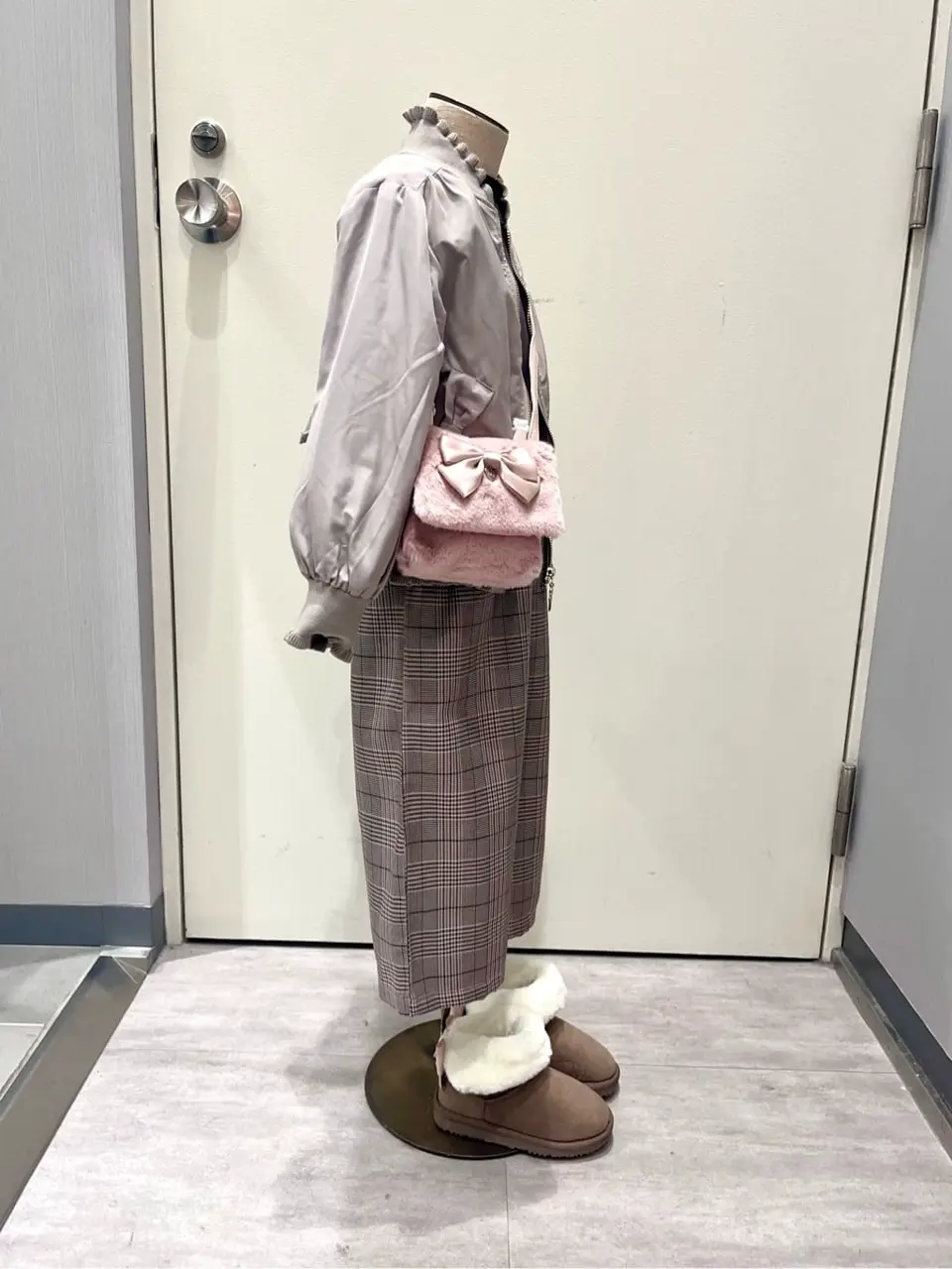 ANY 金井 コーディネート画像