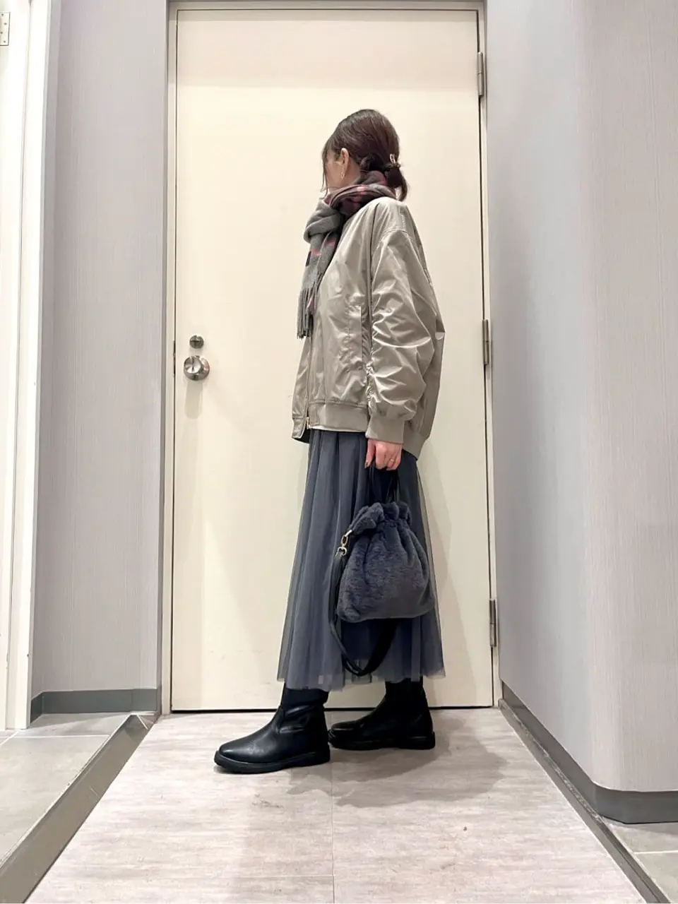 ANY 金井 コーディネート画像