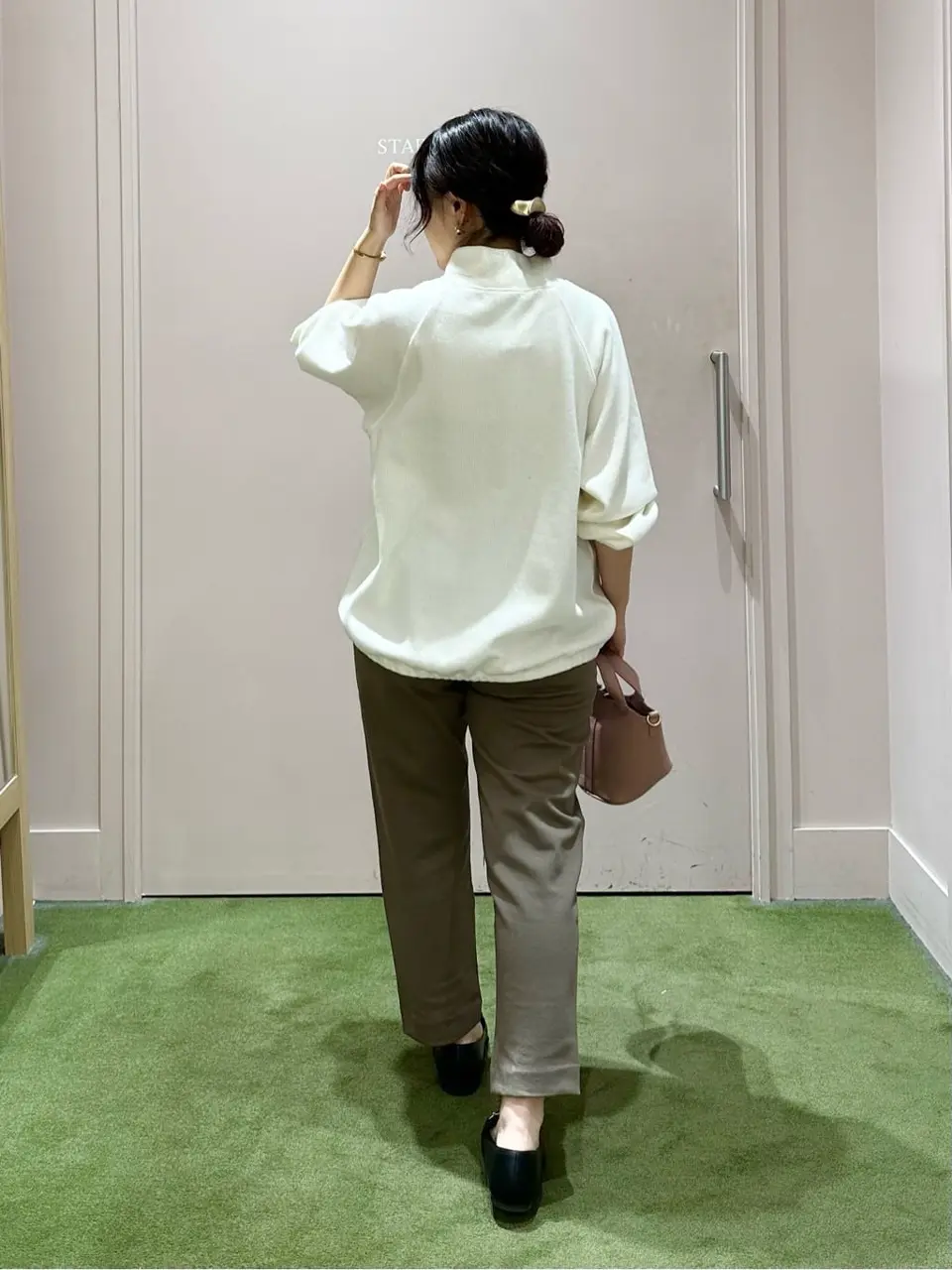 ANY フジコ コーディネート画像