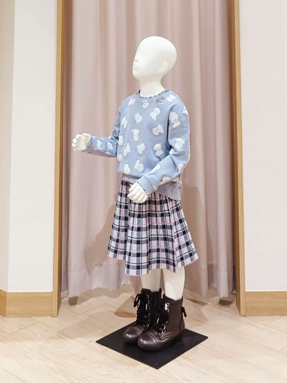 ANY 奥原 コーディネート画像