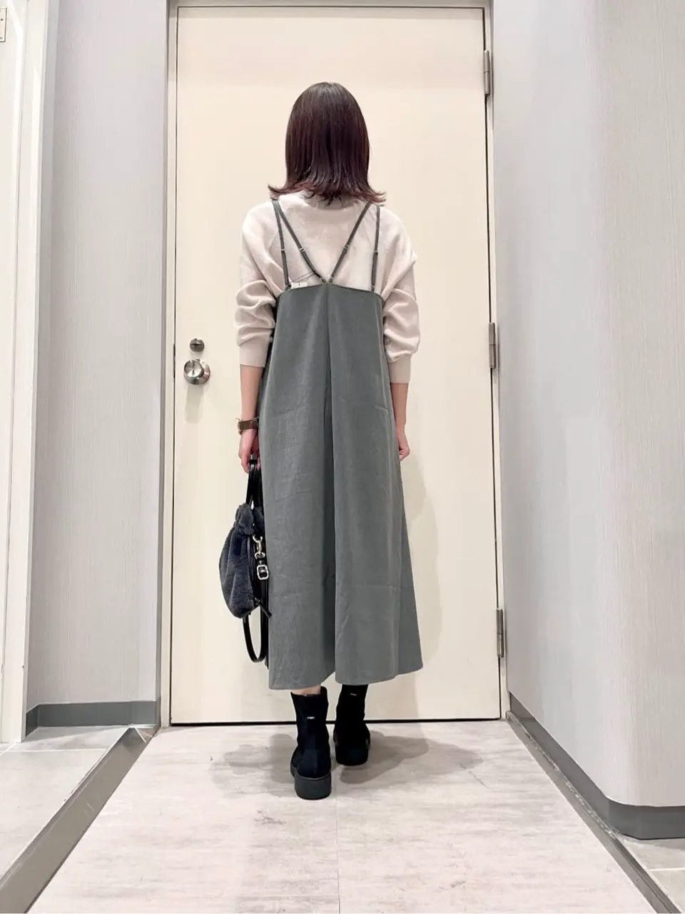 ANY 金井 コーディネート画像